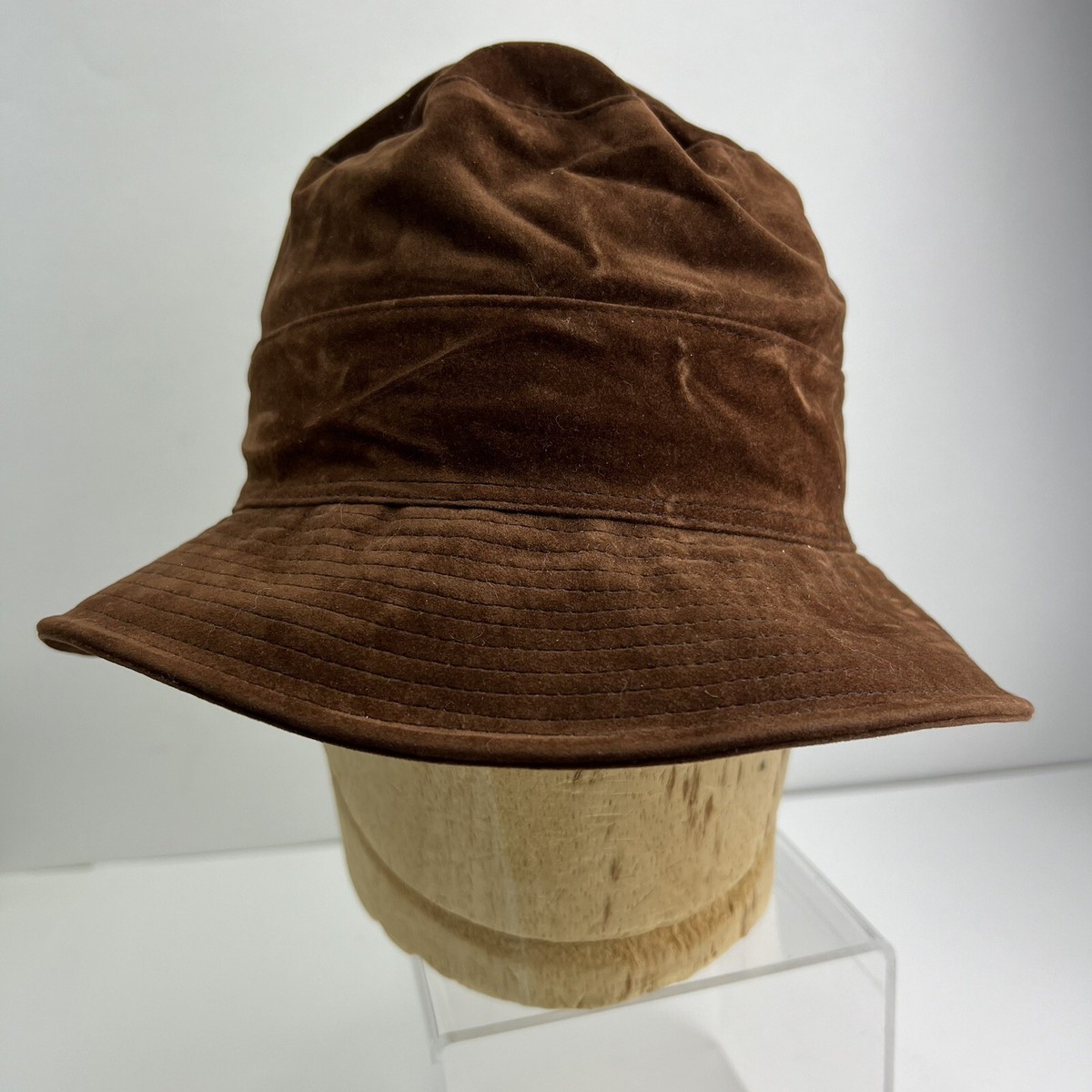 SALE Vintage Bucket Hat Brown Velvet Copper Satin Bow 1960s Ruched Brown Velvet Bucket Hat: Copper Silk Trim - Etsy main image 3
