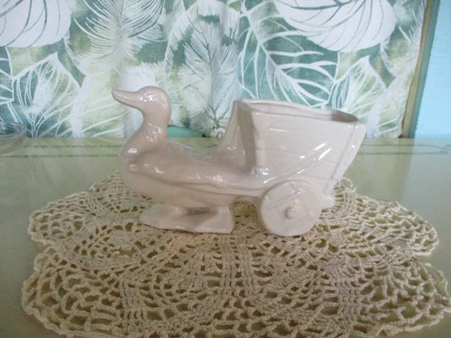 Nelson McCoy Goose/duck with Cart Planter