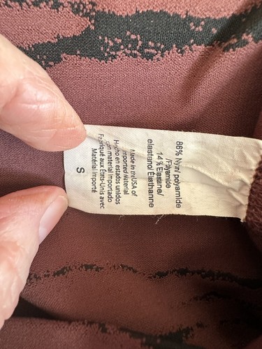 EUC Beyond Yoga High Waist Midi Legging Rosewood Brown Black Jacquard Small USA - Picture 7 of 9