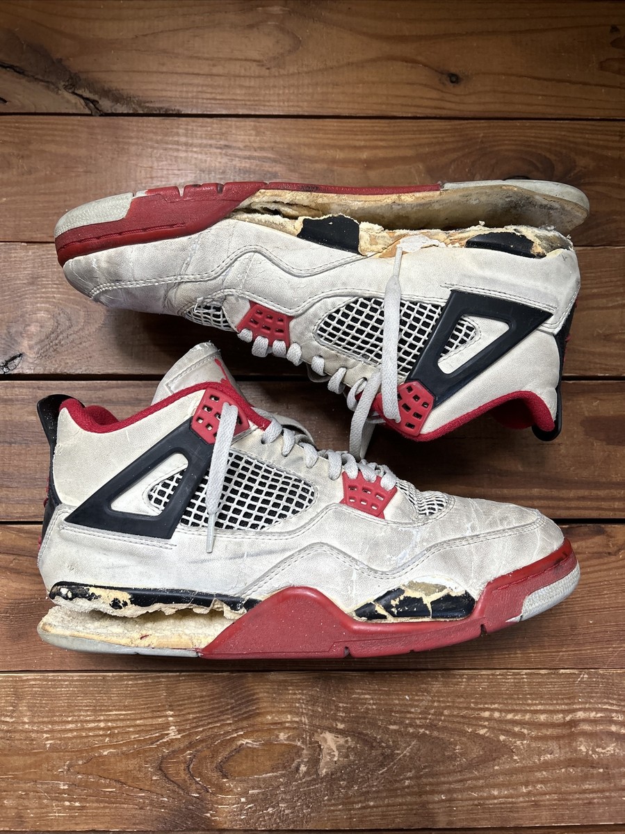 Vintage Original Nike Air Jordan 4 Fire Red 1989 OG Size 9 Vintage Original Nike Air Jordan 4 Fire Red 1989 OG Size 9