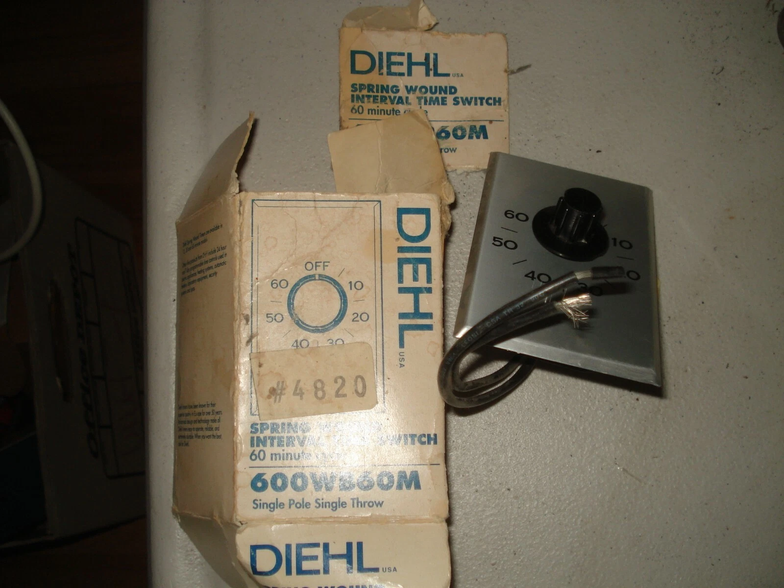 Diehl Spring Wound Interval Time Switch 60 Minutes 600WB60M
