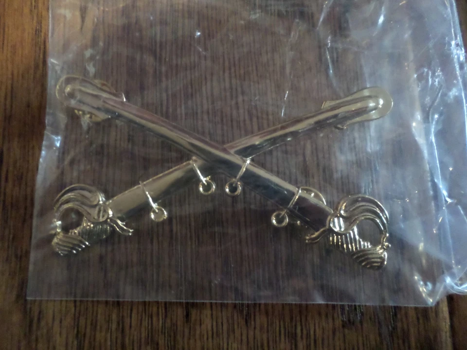 GUERRA CIVIL DE ESTADOS UNIDOS CABALLERÍA CRUZ SABLES ESPADAS CRUZ SOMBRERO GRANDE KEPI INSIGNIA Foto 4 de 4