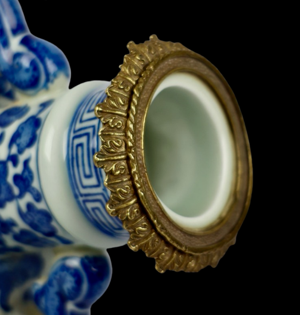 39CM Qianlong Signed Old Chinese Blue and White Vase w/flower
