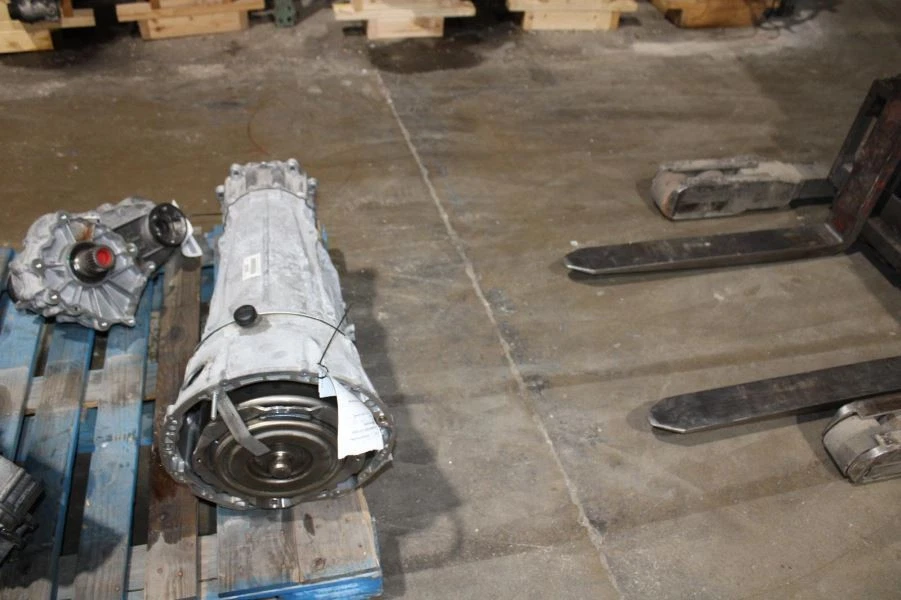 2019 MERCEDES-BENZ GLS63 Automatic Transmission 4WD 82000 Miles OEM 1662708902 Foto 3 de 4