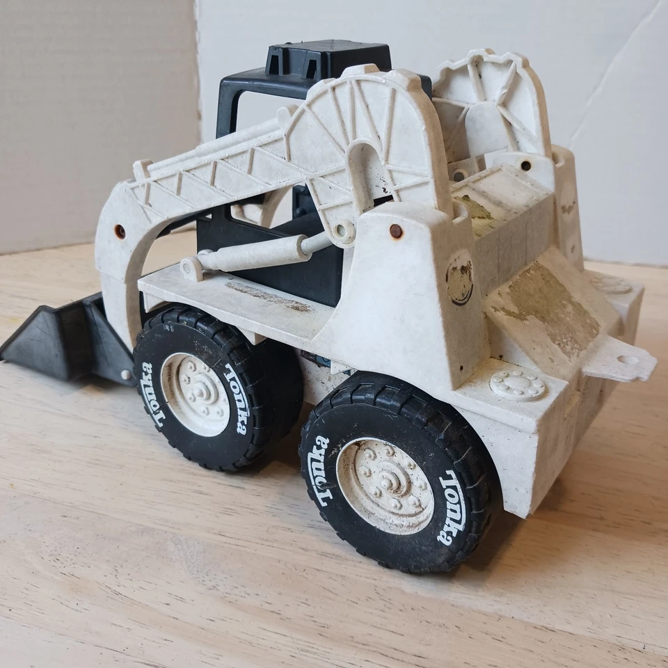 Vintage '03 Tonka Skidsteer Loader Barn Find Man Cave Toy - Image 4 of 4
