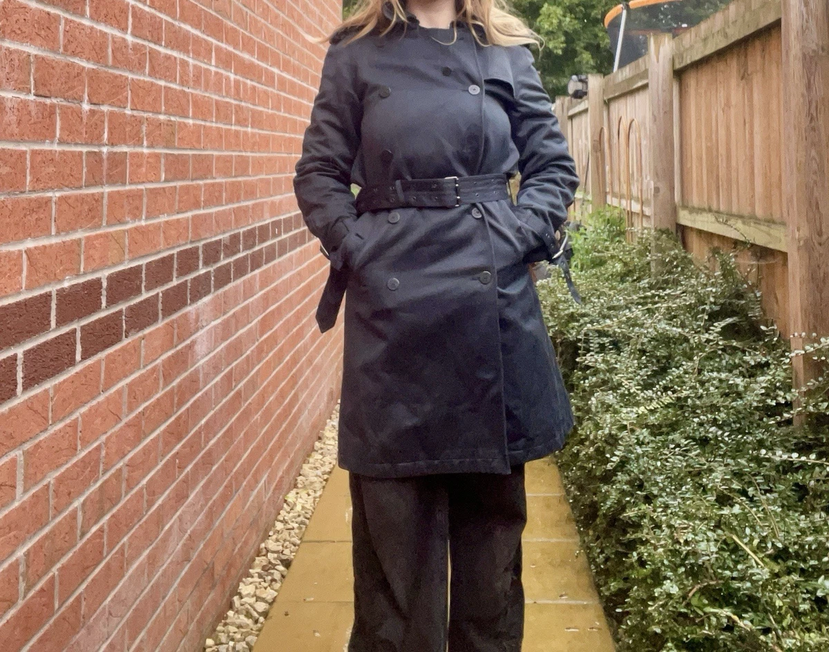 Gabardina Burberry London Heritage talla 8 azul marino