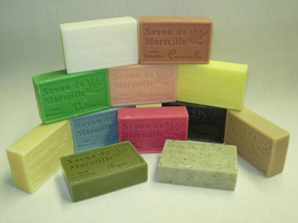 MEDICAL & CARE L'ile aux parfums Lot 31 Savons de Marseille 125 Gr parfumés