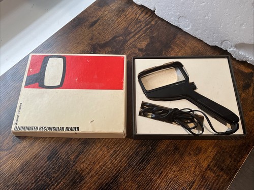 Vintage Bausch & Lomb Rectangular Iluminated Reader Magnifying Glass Collectible