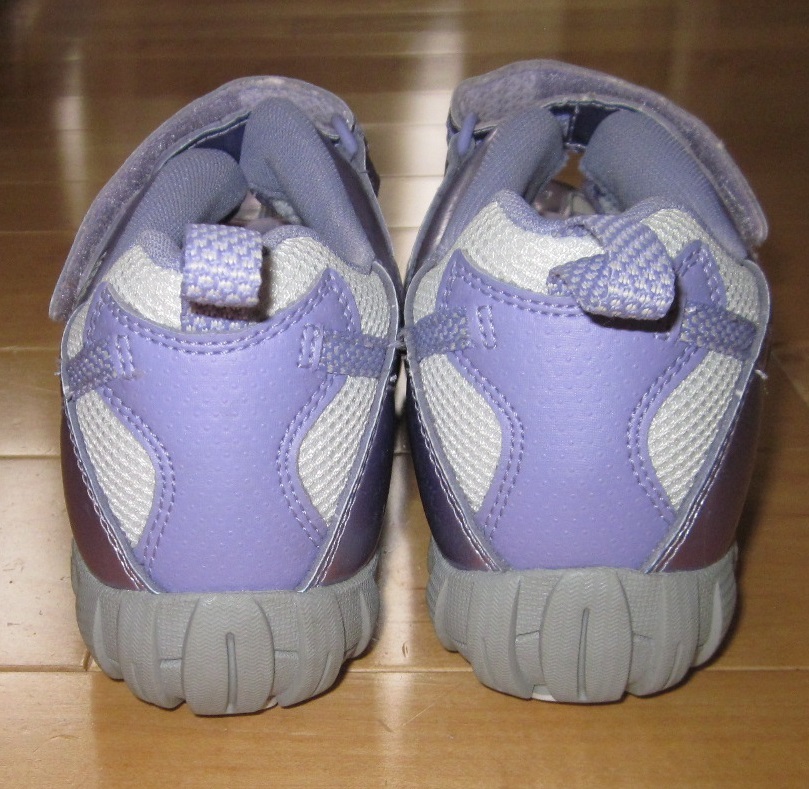Scarpe Merrell viola waterpro punta chiusa~ragazze americane 4 ~sneaker~slip on