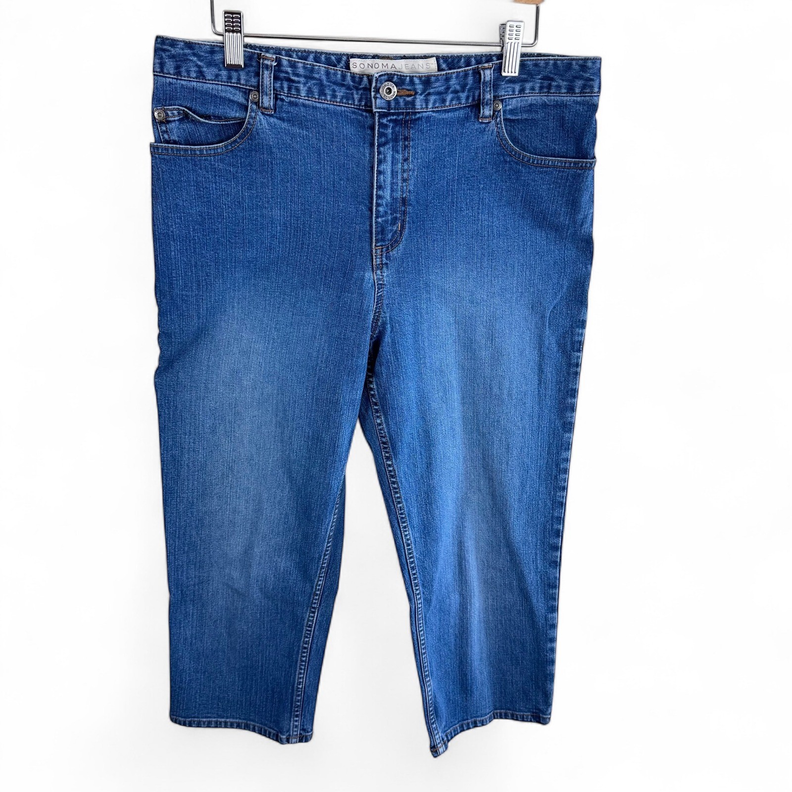Sonoma Jeans Womens 12 Medium Wash Denim Capris Stretch Cropped Straight Leg