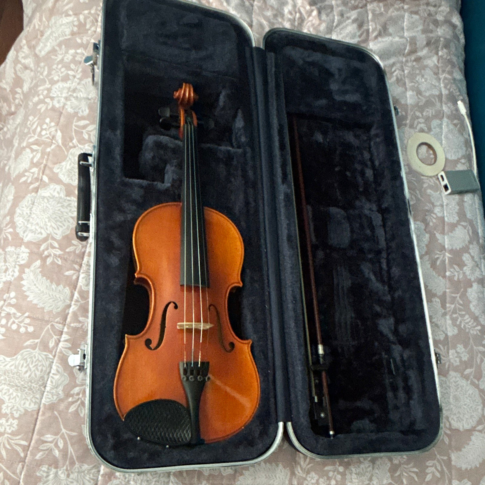4/4 Acoustic Violin Brown Varnish 4-String w/ Hard Case Bow Chinrest