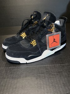 black and gold retro 4