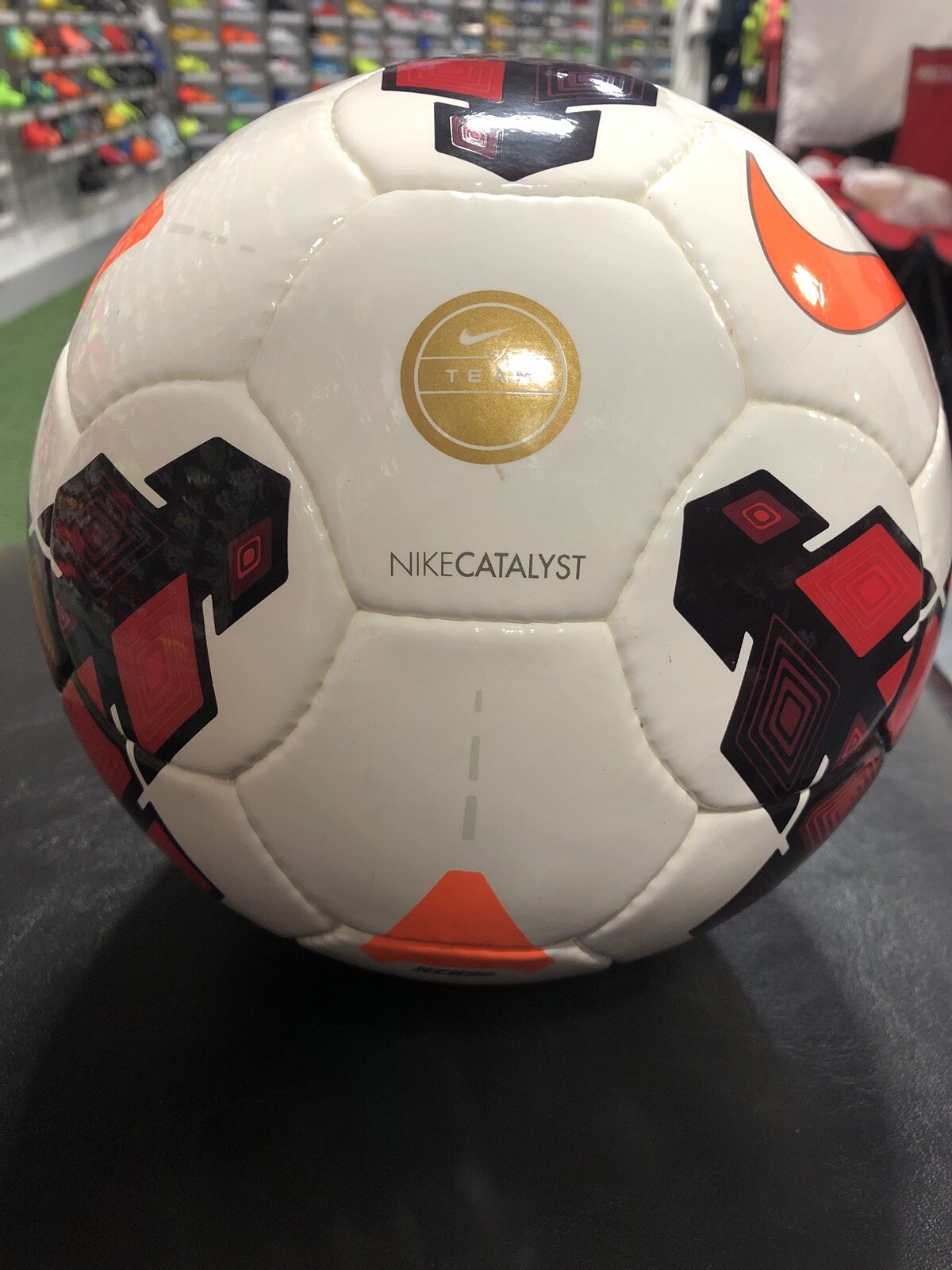 nike catalyst match ball