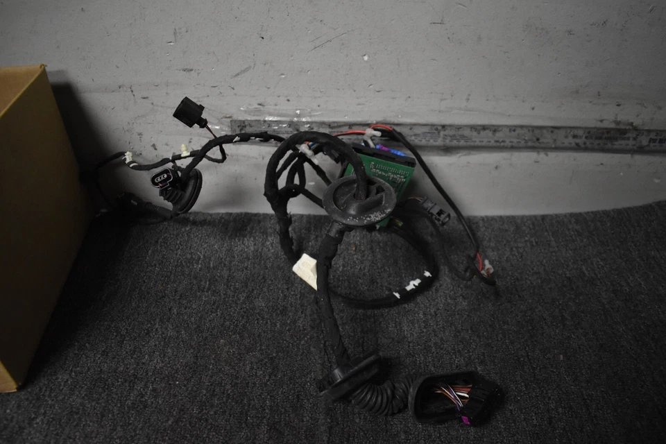 AUDI Q7 2008 cableado de puerta delantera OEM de fábrica Foto 4 de 4