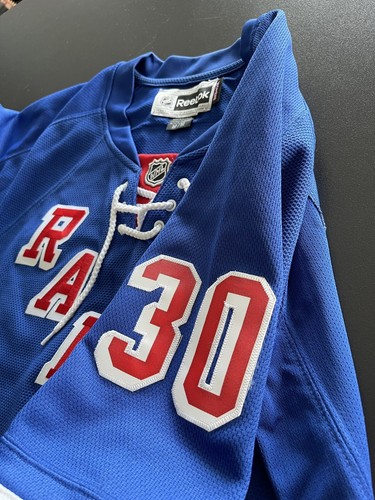 New York Rangers Ice Hockey NHL Jersey Womens Size M #30 Long Sleeve Reebok - Picture 15 of 17
