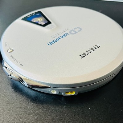 1999 Sony Walkman D-E01 D-EJ01 15th Anniversary Slide In CD Player