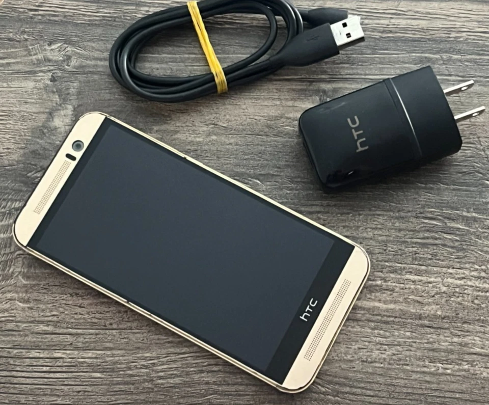 HTC One M9 - 16GB - Gold (Unlocked) Mobile Phone Works - Image 3 of 4
