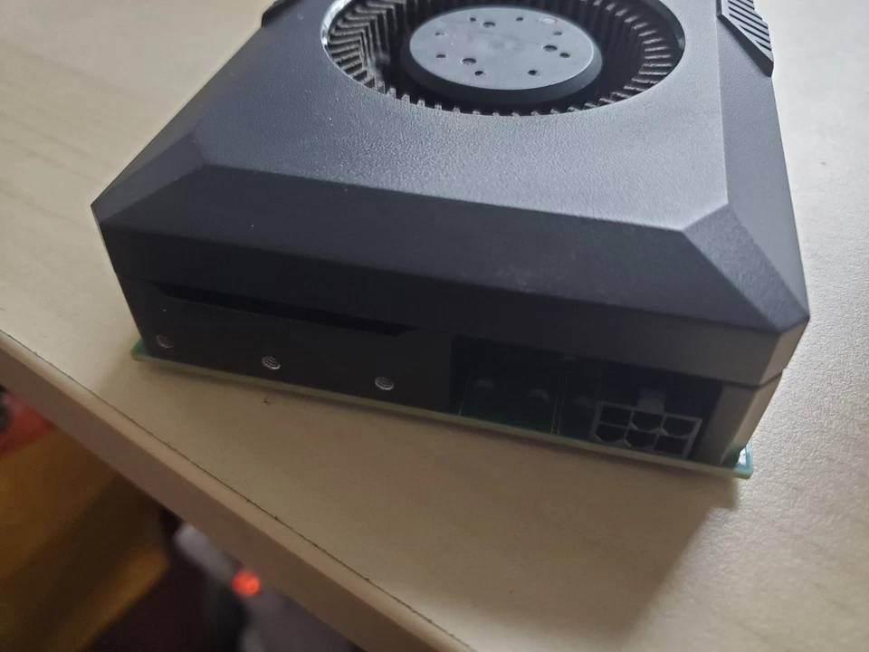 Nvidia Quadro K5200, 8GB, GDDR5, 2xDisplayport, 2xDVI GPU - Image 3 of 4