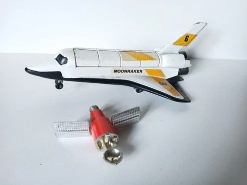 VINTAGE CORGI TOYS RARE 649 JAMES BOND 007 MOONRAKER SPACE SHUTTLE MODEL NO CAR