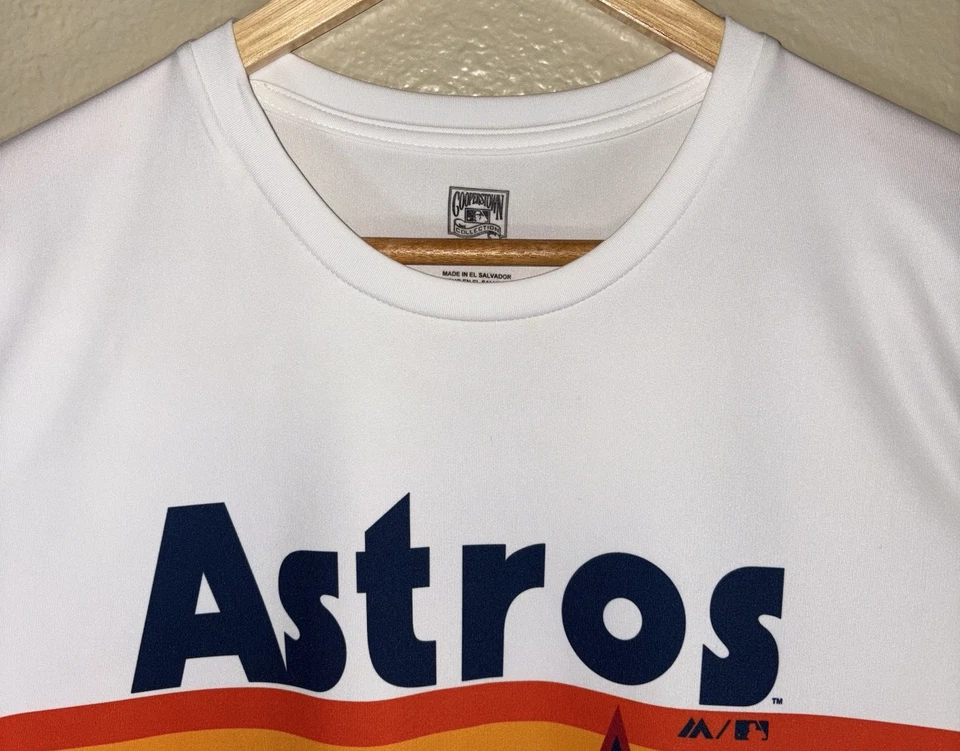 Majestic Cooperstown Collection Youth Size L Houston Astros Altuve #27 T-Shirt - Image 4 of 4