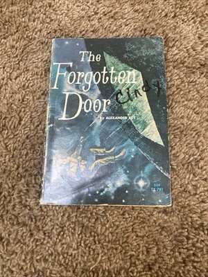 The Forgotten Door | Alexander Key | Scholastic Paperback Book | 1965
