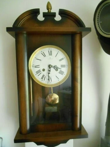 Pendule murale sonnerie, carillon