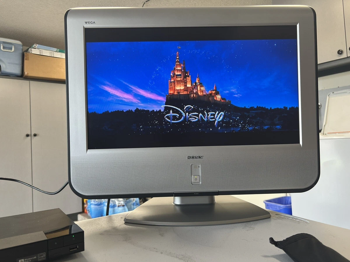 Sony Wega KLV 23M1 23 Inch M Series LCD Wega Flat Panel