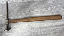 VTG. Snap-on Tools USA  Long Wood Handle Picking Auto Body Hammer BF614