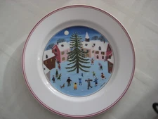Villory and Boch Naif Christmas Plate (approx 8 3/16 Dia)