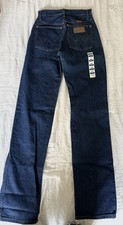 Women  s WRANGLER Cowboy Cut Classic Bootcut Jeans SIZE 1 X34 Waist 24 Slim Fit