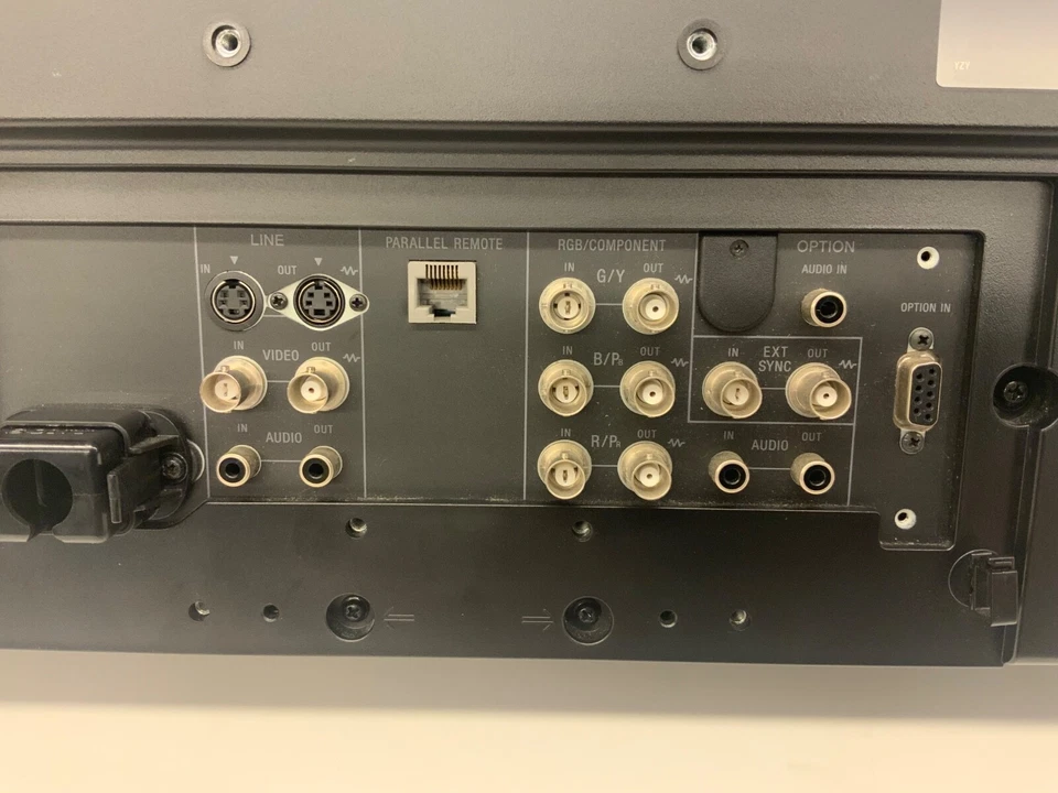 Sony LMD-2110W 21.5" 16:9 PRO Broadcast LCD MONITOR HDMI NTSC/PAL RGB - Image 4 of 4