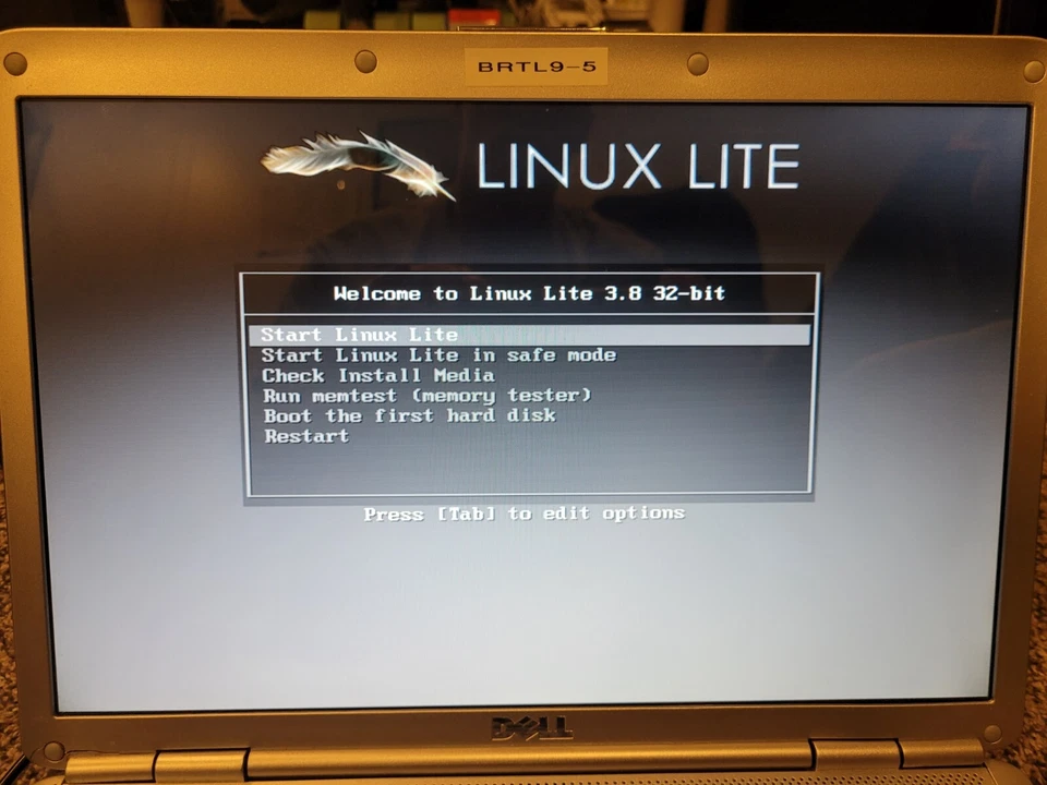 Linux Lite 3.8 x32 bootfähiges Linux auf 4G USB Stick!