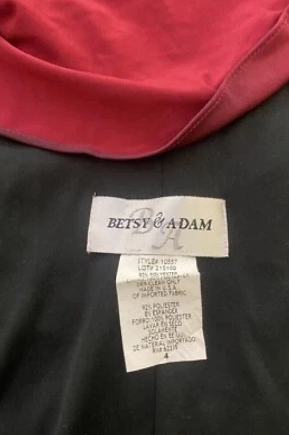 Vestido feminino Betsy & Adam tamanho 4 vinho vermelho cor apressado sem mangas feito nos EUA - Imagem 3 de 4