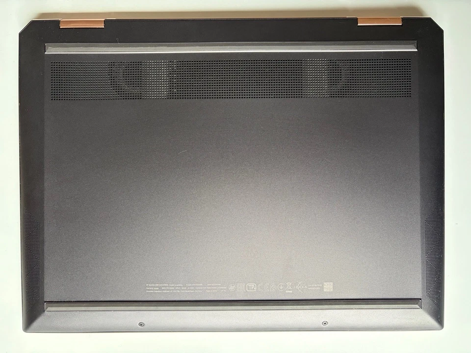 HP Spectre x360 14-ea0080ng 13,5 Zoll (16GB SDRAM, 512GB SSD, i7-1165G7) - Bild 2 von 4