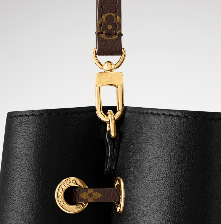 NIB Louis Vuitton Bloom PM M13843 100% Authentic | eBay