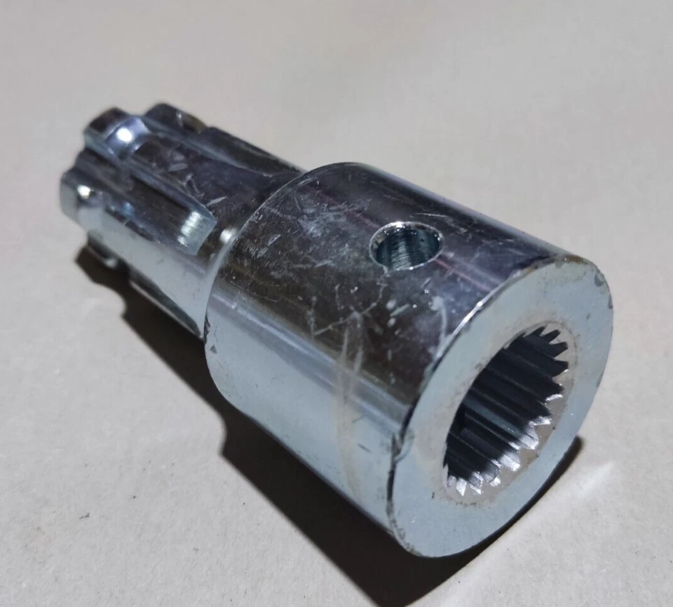 Reduzierhülse Kubota-Mitsubishi-Iseki Zapfwellenstummel 1"1/8-18Z auf 1"3/8-6Z