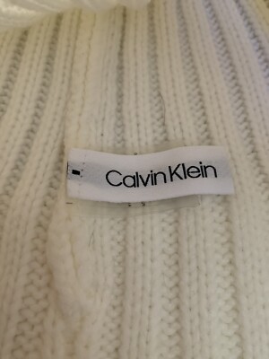 Calvin Klein women display picture 2