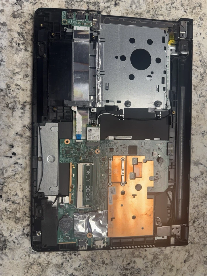 DELL INSPIRON P47F 15.6 - Image 4 of 4