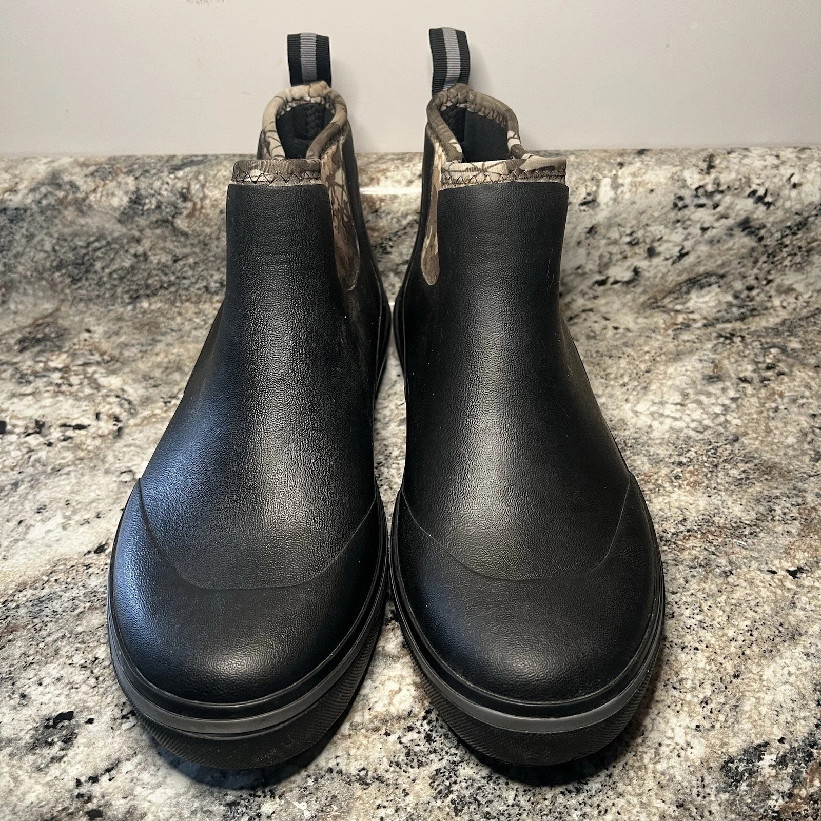 Gator Waders Camp Boots Black/Camo Men’s 9