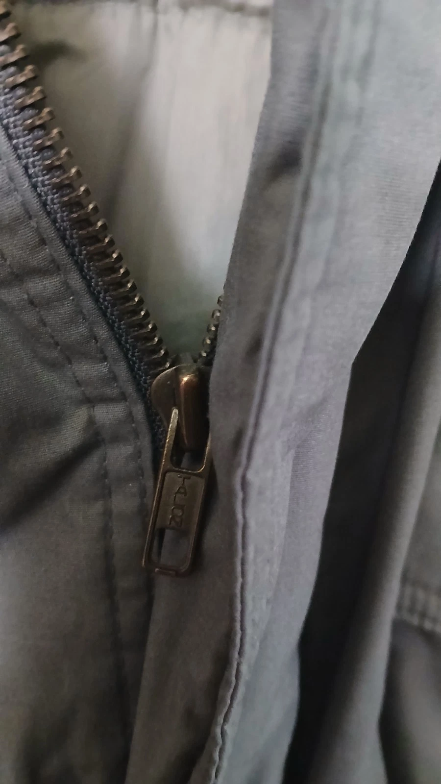 The Mens Store Winter Bomber Jacket Gray Zipup Hoodzip Pockets L - product detail image 4