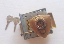 Banham BS3621 Rim Dead Nightlatch Front Door Lock with Euro clinder LEFT HAND.