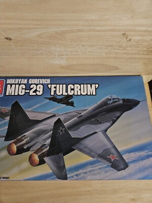 1/72 AMT ERTL Mikoyan Gurevich Mig-29 Fulcrum Russian Jet 1/72 #8828 NOB