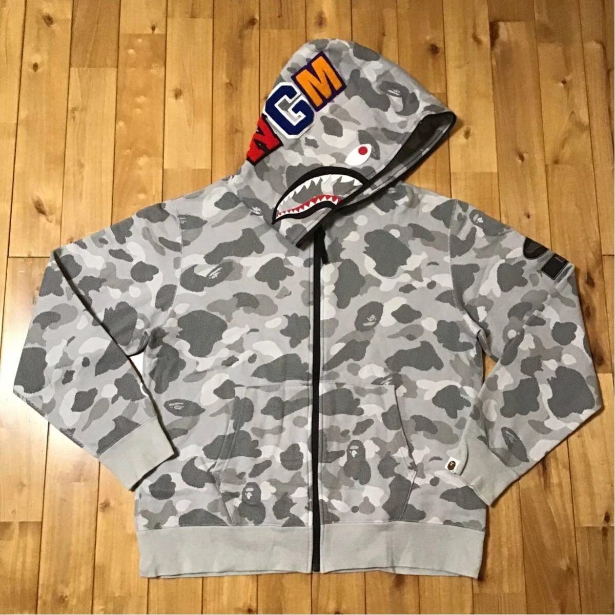 APE BAPE KAWS UNKLE FUTURA シャークパーカー L 迷彩 abitur.gnesin 