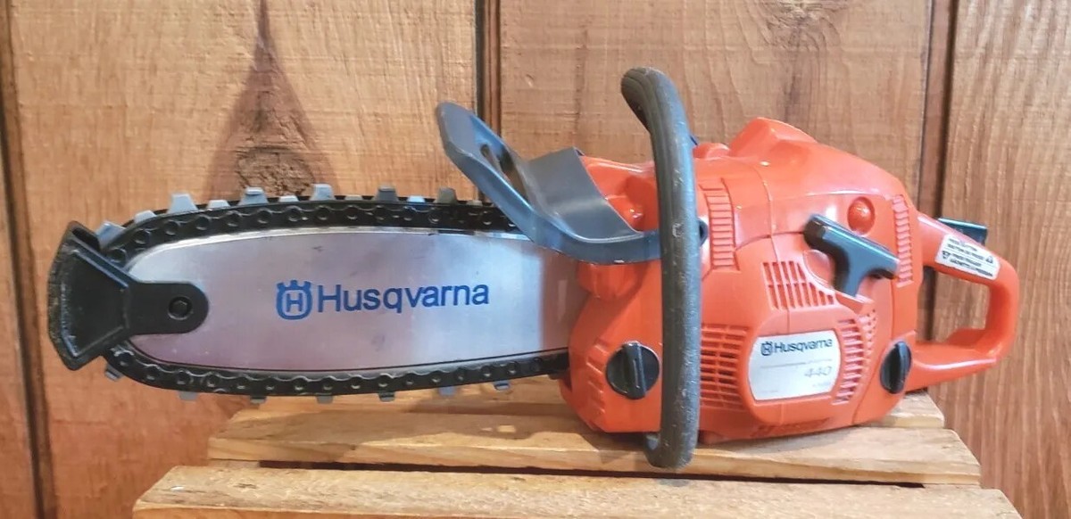 Husqvarna Childs Toy Chainsaw 440 X- Torq Battery Powered *Sound