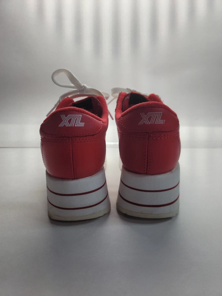 Zapatillas de plataforma XTL Tretorn rojas de 2" para mujer talla 7. Hecho en 1998, limpio Foto 4 de 4
