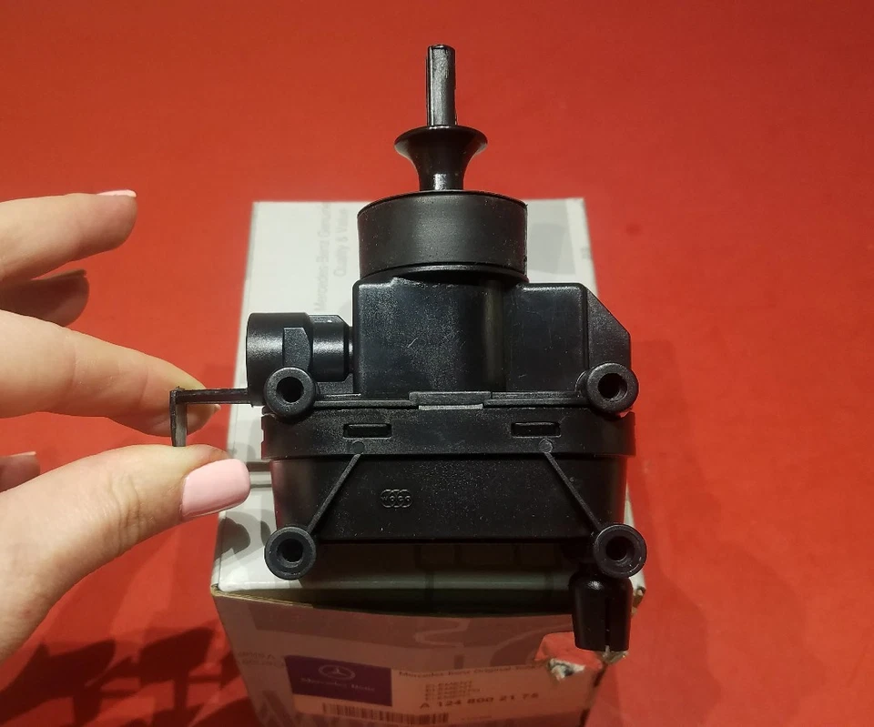 Kit de actuador de vacío de cerradura de puerta Mercedes R107 W124 delantero sl500 sl320 e420 e320 OEM Foto 3 de 4