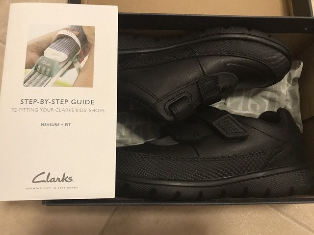 clarks venture walk shoes
