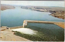 Postcard POWER PLANT SCENE Wanapum Dam Washington WA o/19 AO9464