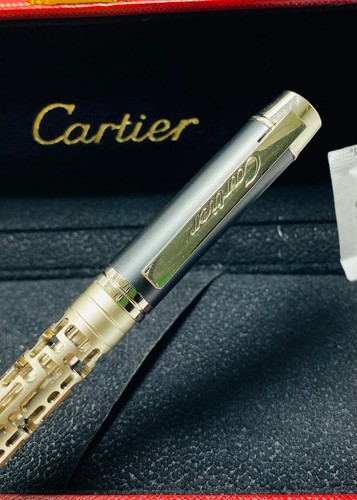 Premium Cartier Crocodile Silver & Black Clip & Silver Body {Blue Ink} Ball Pen - Picture 5 of 8