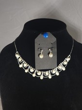 Faux Pearl  Rhinestone Bib Necklace Set Silver-Tone Bridal Prom Jewelry   0.45